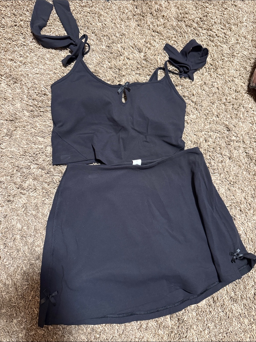 Lululemon skirt/tank set with bow details